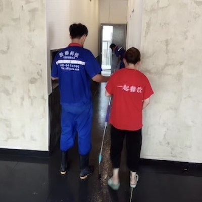 浙江省寧波市寧海時(shí)代廣場(chǎng)食堂瓷磚防滑處理